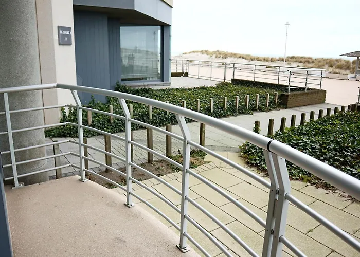 In With Stunning Sea View *